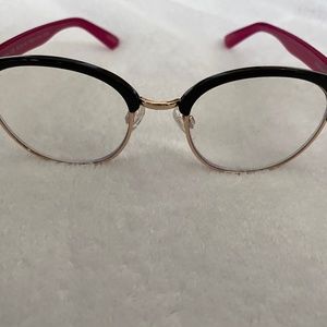 Beautiful READING Glasses 250 new never worn